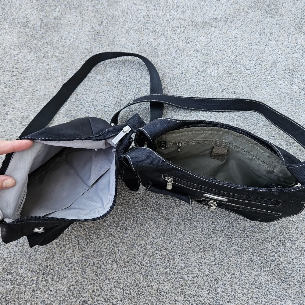 TWO Baggallini Nylon Crossbody Black Shoulder Bags Purse Organizer LOTS POCKETS